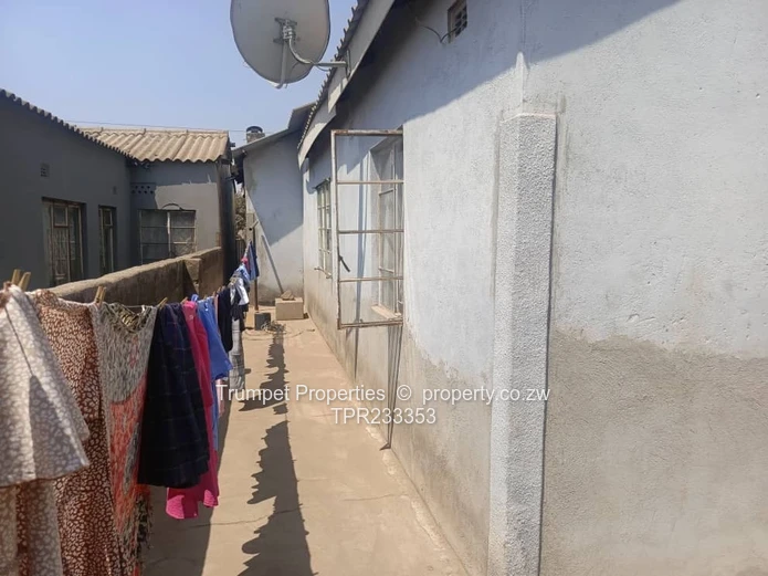 Mufakose House For Sale