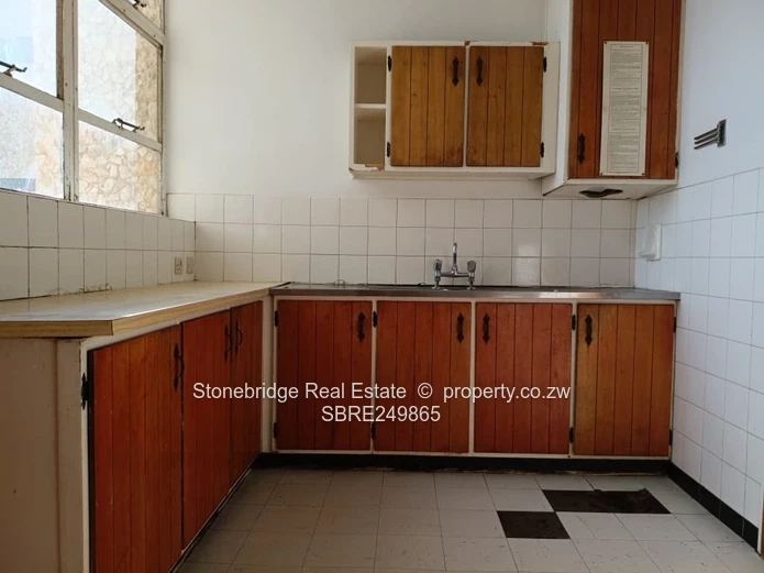 Prime 2 Bedroomed Flat in Ascot for sale