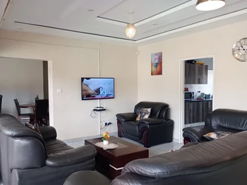 Hotel & Lodge
