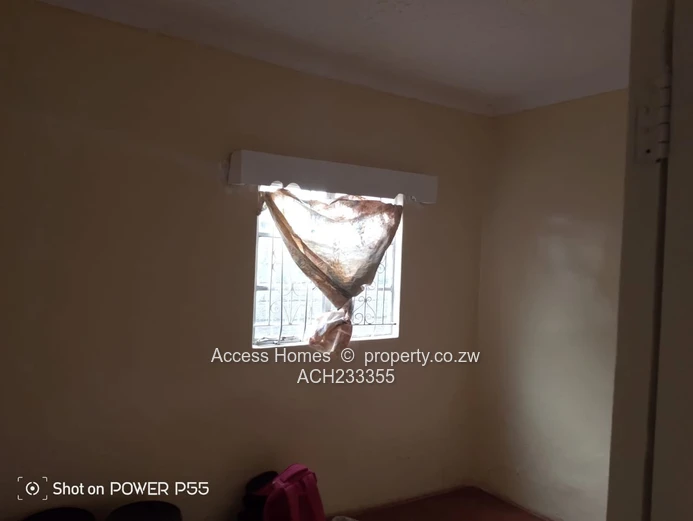 Chitungwiza Unit O House for Rent