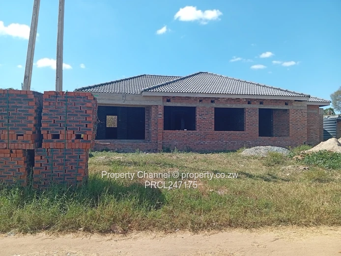 Tiled-Roof 4-Bed Brick Shell on 304 sqm, Parkview