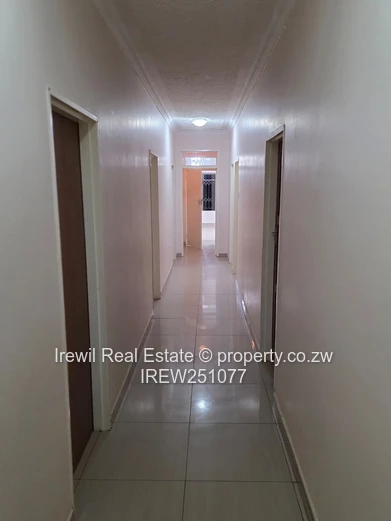 Riverside Park 4 Beds  (Sole Mandate)