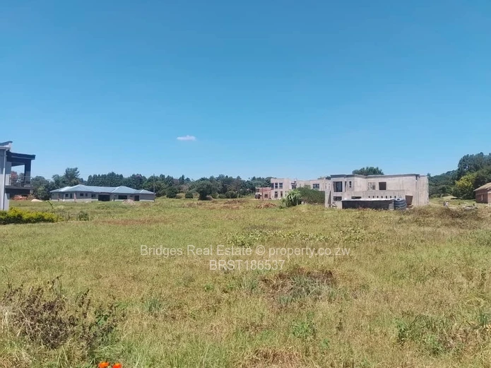 Quinnington Gated Community Stands