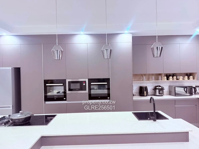 Modern 6-Bed, 5-Bath Mount Pleasant Heights Home - Pool & Borehole