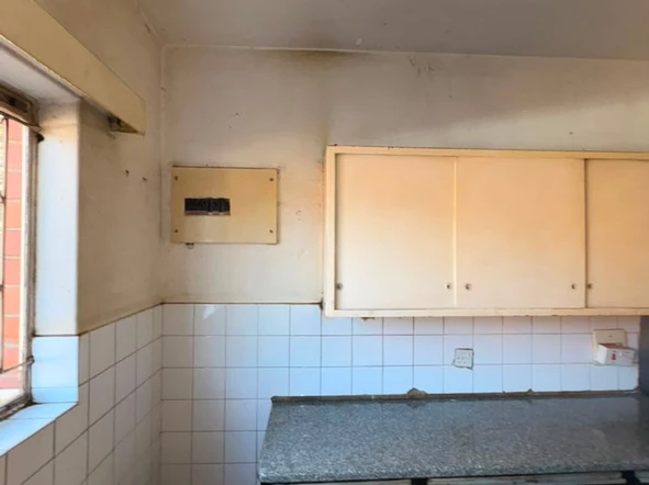 2 Bedroom Flat & Apartment