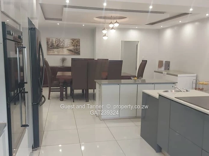 Luxurious 5-Bedroom House in Sandton Phase 1  with Clean Title