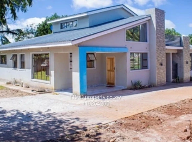 Stunning newly built 4 bedroom townhouse 