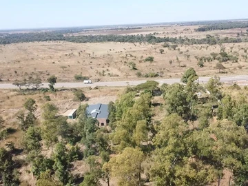 Commercial & Industrial Land