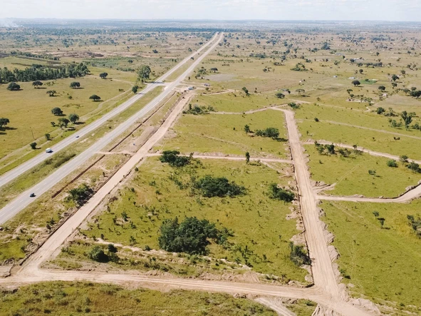 Commercial & Industrial Land