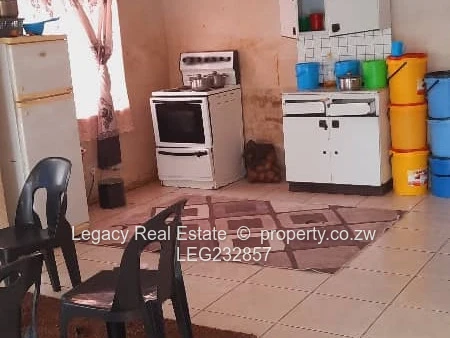 Chitungwiza Unit L Extension – 4-Bedroom House for Sale