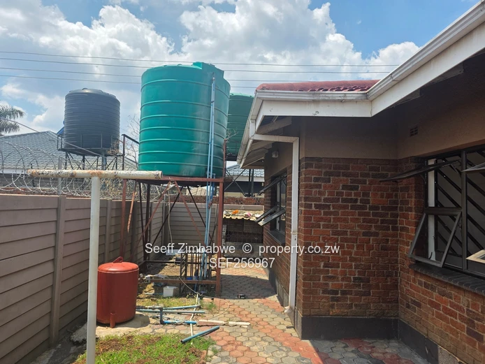 Madokero modern and secure 3 bedroom house