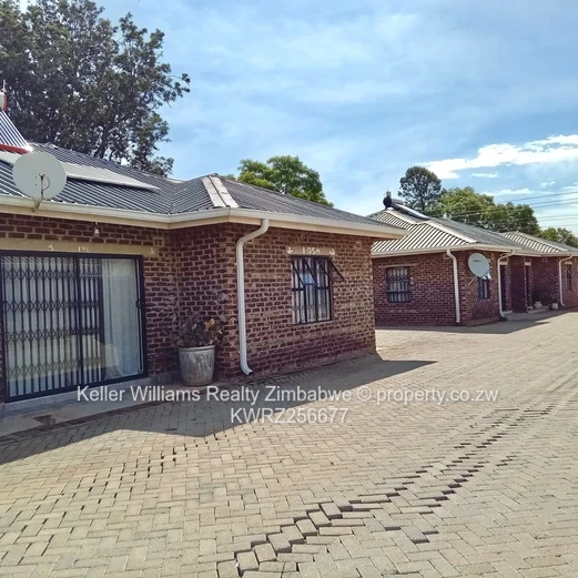 Flat for Sale in Old Marlborough (Sole Mandate)