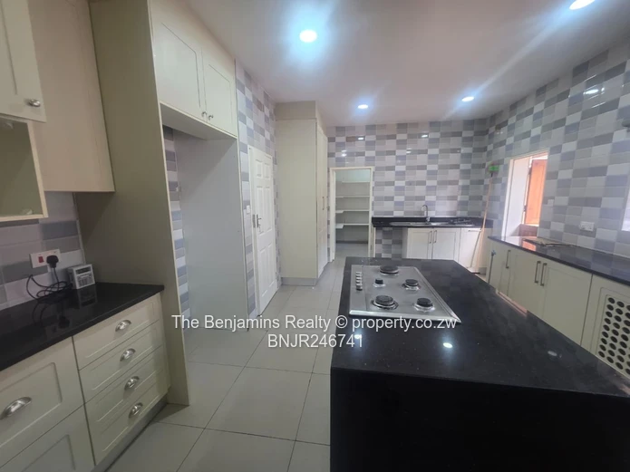 Ambassadorial Home In Colne Valley