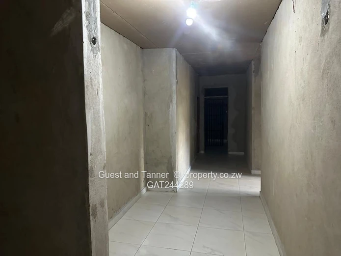 Spacious and well-maintained 5-bedroom home for sale in Mwashuma Park. (Sole Mandate)