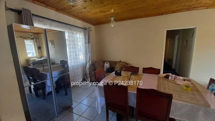 Mainway Meadows $600