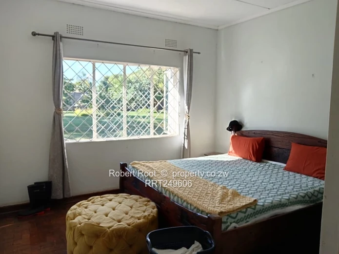 3 Bedroom House For Sale in Marlborough
