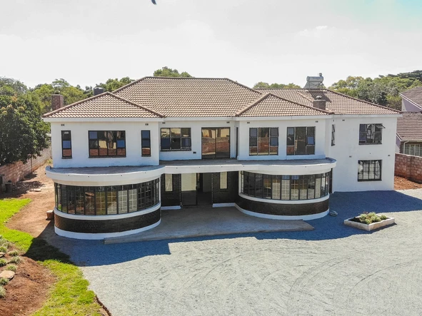 7 Bedroom House