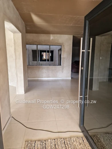 Spacious 5 bed house for sale in Brookview