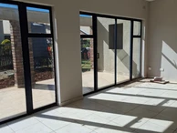 Elizabeth Windsor Gardens 2-Bedroom Flat in Marlborough!