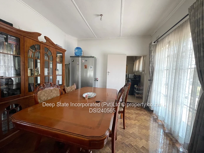 Borrowdale helensvale house for sale 