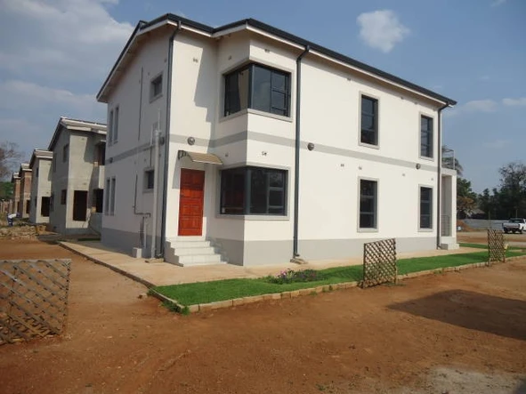 18 Unit Townhouse Complex