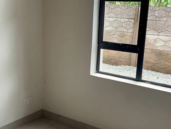 Flat & Apartment