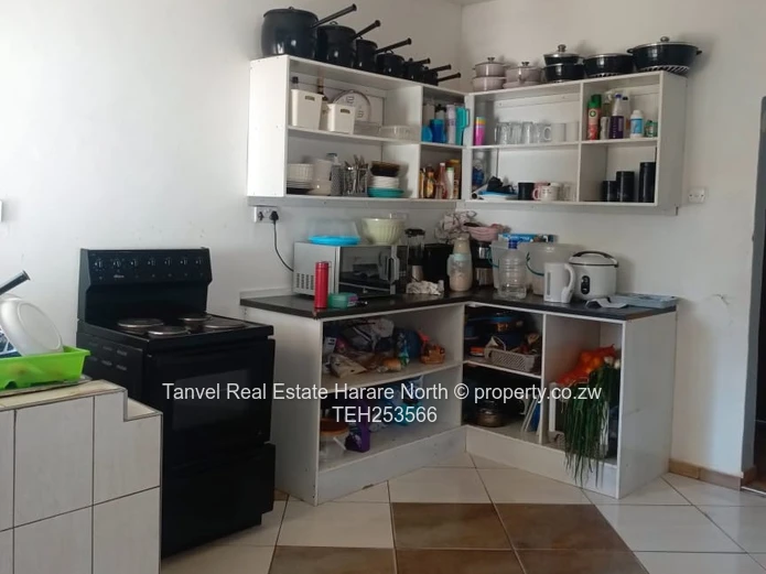 Available for letting is a 2 bedroomed apartment, with an ensuite, combined toilet and bathroom, an 