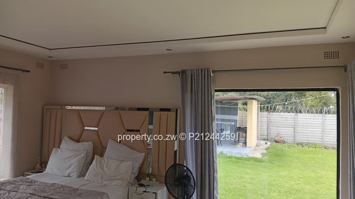 Mabelreign Cotswold Hills