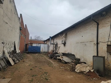 Warehouse & Factory