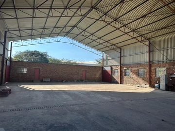 Commercial & Industrial Land