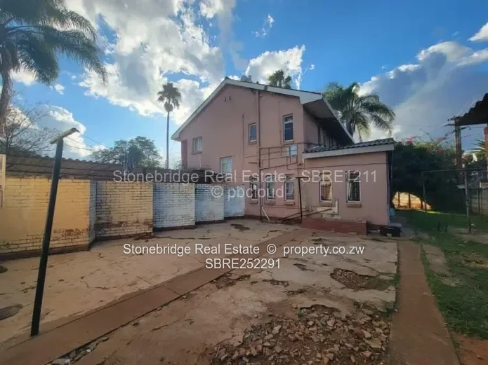 4 Bedrooms Double Story in Malindela For Sale