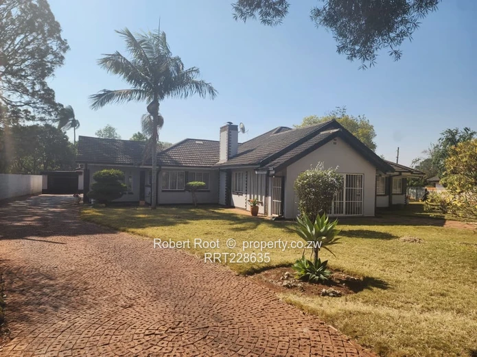 5 Bedroom House to let in Mt Pleasant