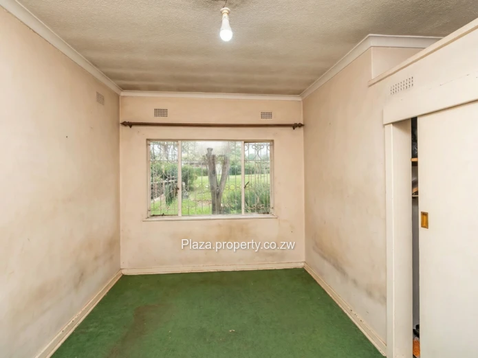 Prime Estate in Hatfield — Near St Patrick’s | Family Home, Cluster Development or Horticulture