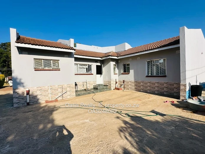 Townhouse for sale in Malborough