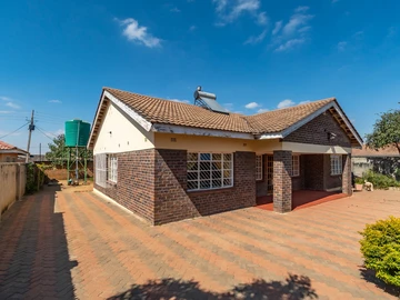 4 Bedroom House