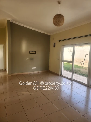 2 bedroomed cluster house to rent in Meyrick Park 