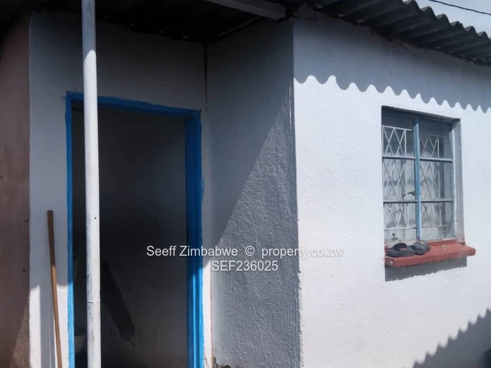 Spacious 5-Bed Family Home in Chitungwiza 