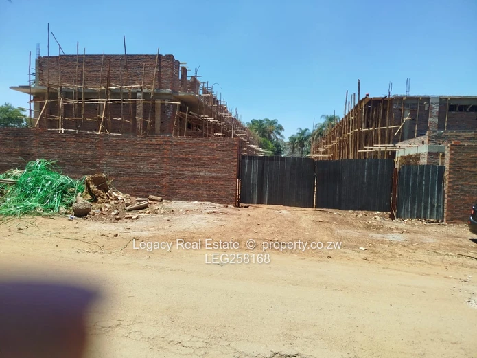 Under-Construction 1-Bed En-Suite Flats in Avondale — Secure, Gym