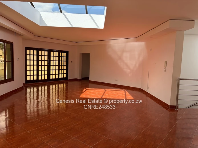 Palatial double story for sale in Gletwin