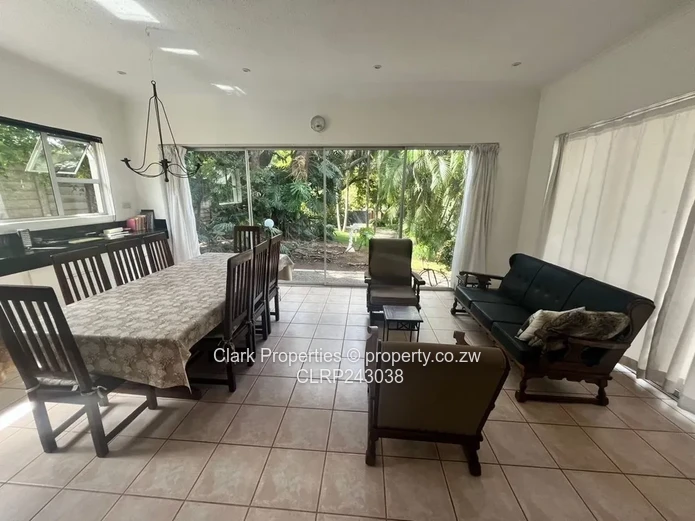 Fully Furnished Cottage To Rent In Avondale!