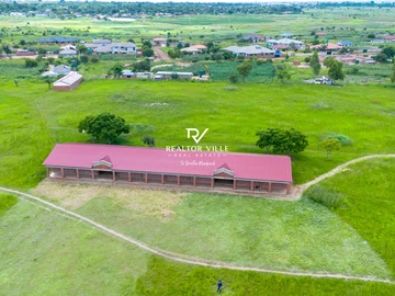 Commercial & Industrial Land