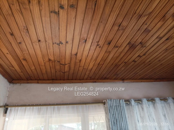 Cozy 3-Bed Warren Park Home with Borehole & Verandah (Sole Mandate)
