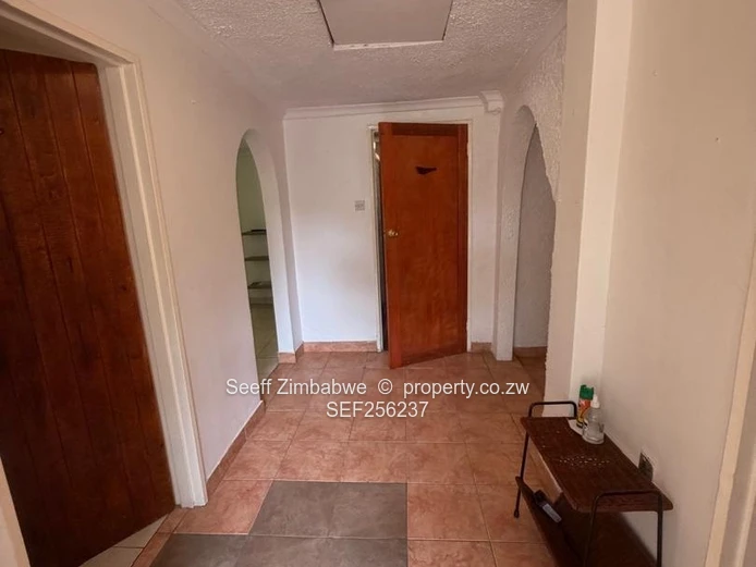 All-Inclusive 2-Bedroom Flatlet with Solar & Pool | Glen Lorne