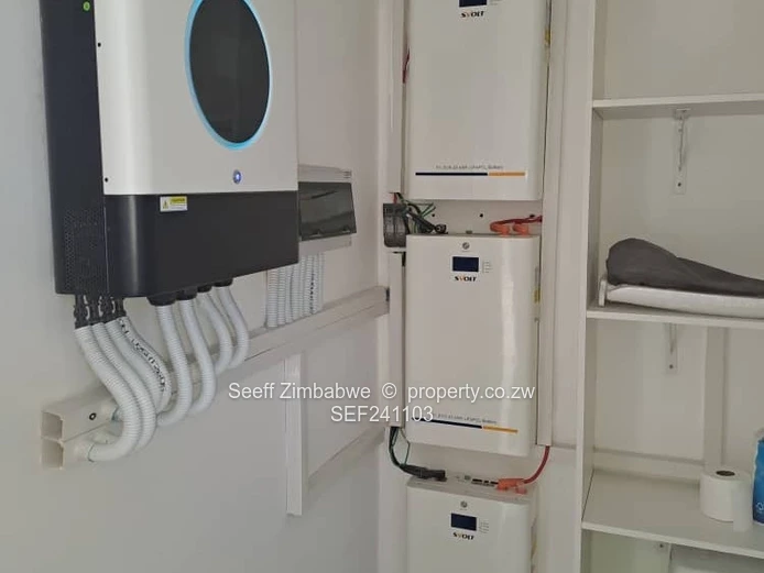 Stylish 4-Bed, 3-Bath Arlington Home w/ Pool & Borehole