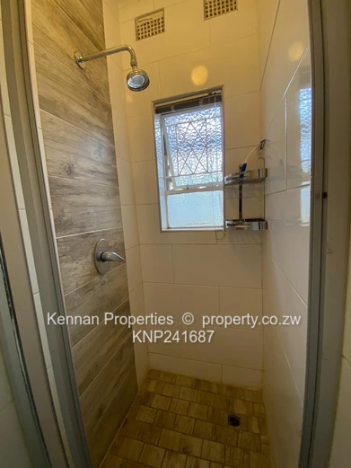 Exceptionally well maintained 3 bedroom home - Strathaven (Sole Mandate)