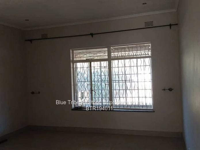 House to rent in Greystone park