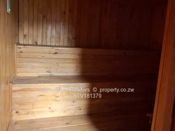 6-Bedroom Luxurious Rental in Shawasha Hills, Harare with Pool & Borehole!