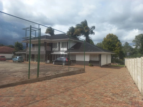 7 Bedroom House
