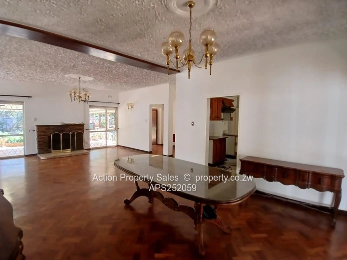 4 Bedroom House In Mount Pleasant! 