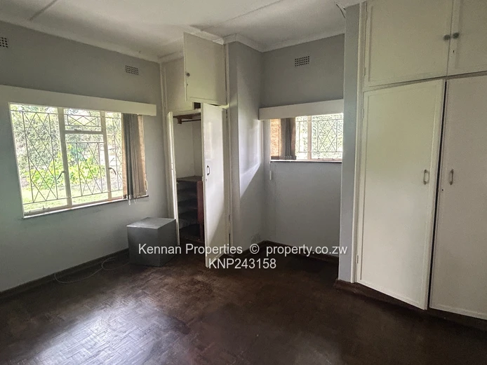 Charming 1970s-Style Home with Cottage & Excellent Extras